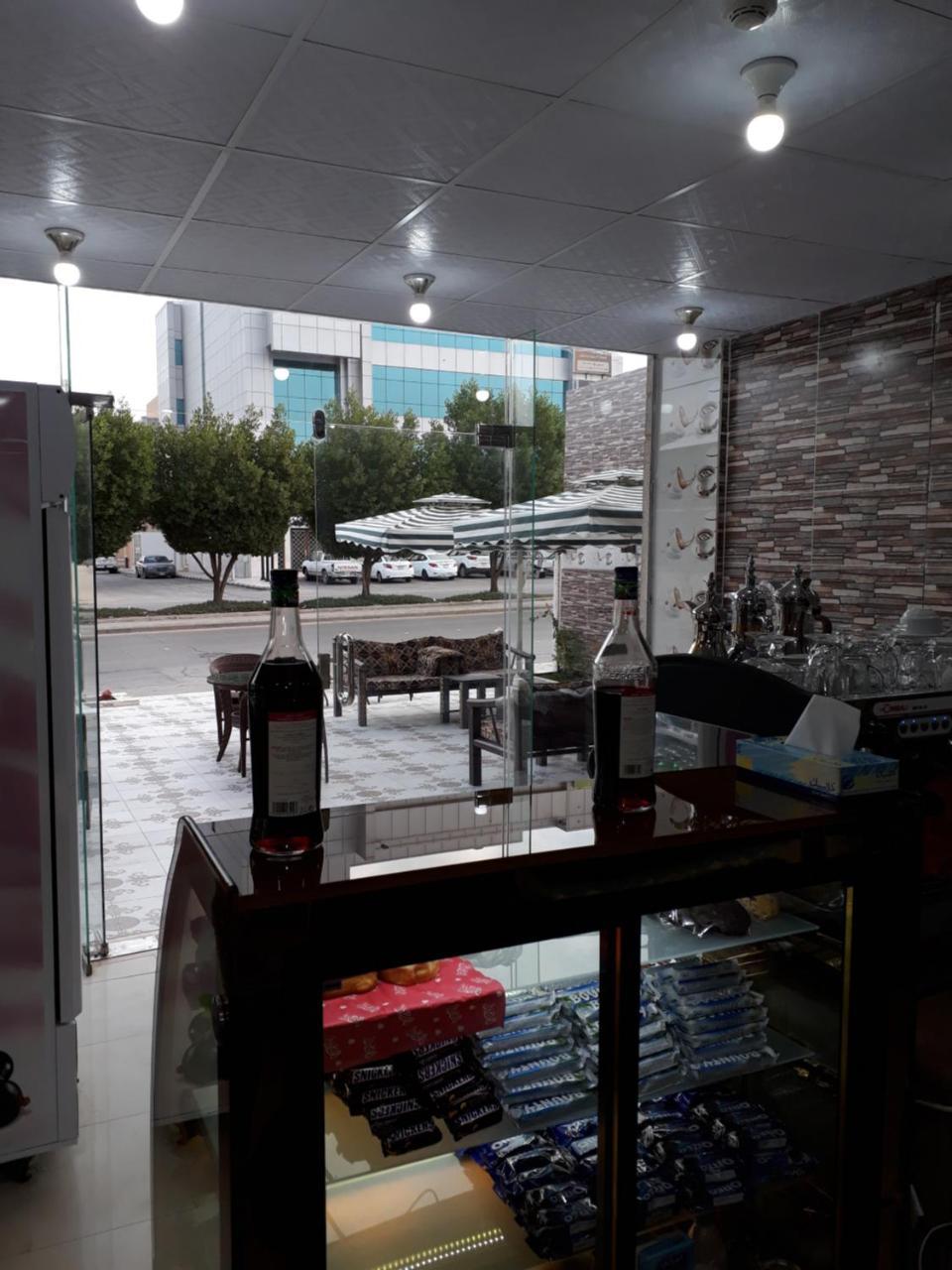 Al Quba Al Thahbia Aparthotel Рияд Екстериор снимка